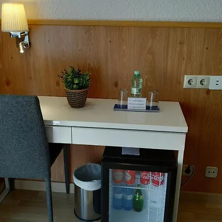 阿利坎特门德斯努涅斯旅馆 阿利坎特