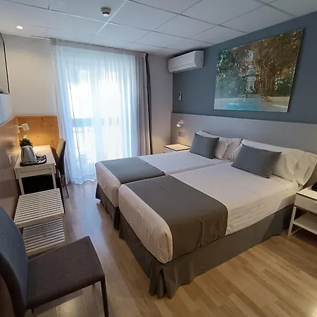 Hotel Mendez Nunez 2*
