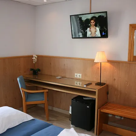Hotel Mendez Nunez 2*